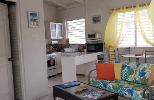 Derricks Apartment | Beachside Apartment #1 - steps from the beach!