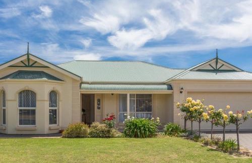 Normanville House | Beachside at Normanville 7 Ronald Street