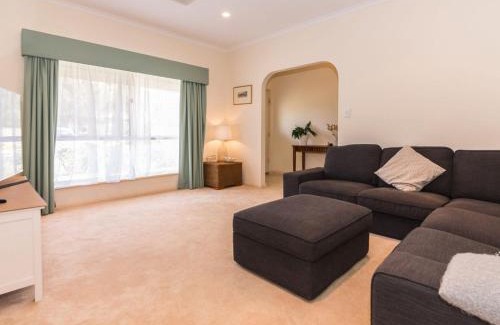 Normanville House | Beachside at Normanville 7 Ronald Street