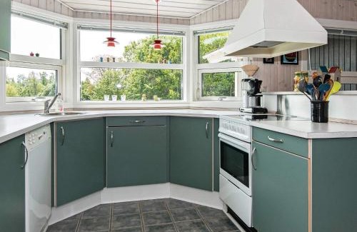 Lyngsbæk Strand House | Beachside Bliss in Lyngsbaek - By Traum Ferienwohnungen