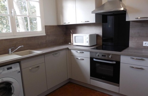 La Tranche-sur-Mer Cottage | Beachside Contemporary House with Garden and WiFi