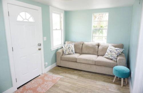 Smith's Memento Apartment | Beachside Cottage Walk 2beachocean Center Pets Ok