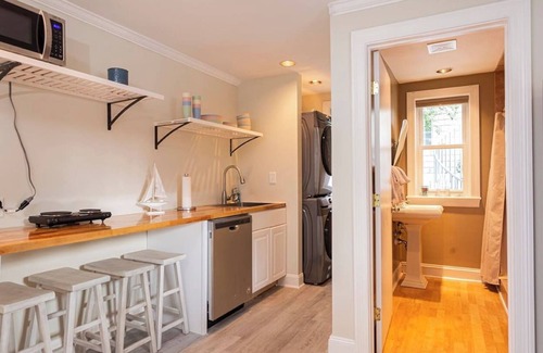 Croatan Beach House | Beachside Haven Backyard and BBQ Fun in Croatan