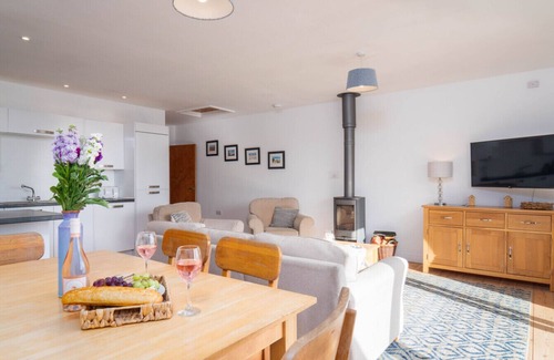 Praa Sands House | Beachside House, Log Burner, Parking and Garden