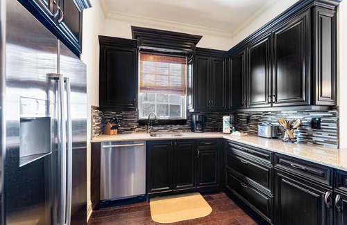 Siesta Key Village House | Beachside of the Village by Beachside