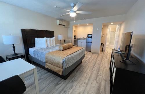 Treasure Island Hotel | Beachside Resort Motel