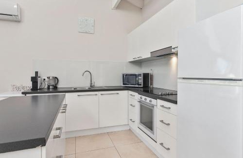 Apollo Bay Apartment | Beachside Villa