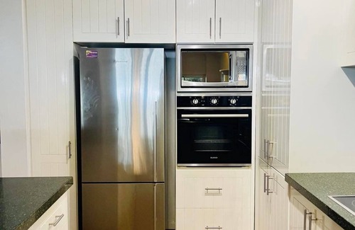 Palm Cove Apartment | BeachView Apartments at Villa Paradiso