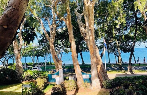 Palm Cove Apartment | BeachView Apartments at Villa Paradiso