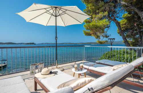 Orebic Villa | Beachvilla AdriaStone with Pool and Jacuzzi