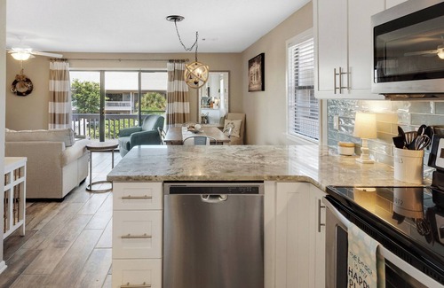 Seagrove Beach Condo | Beachwood Villas