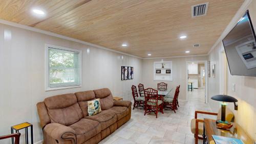 Jekyll Island Apartment | BEACHY SISTERS B Duplex