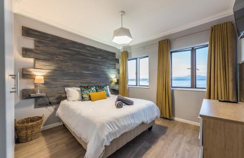 Mossel Bay Apartment | Beacon Wharf , George Hay 5 Seafront Accommodation