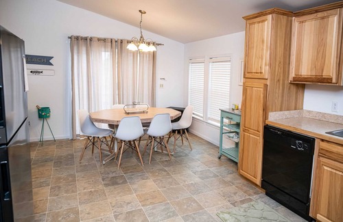 Caseville House | Beadle Island Bungalow - Private Beach Access