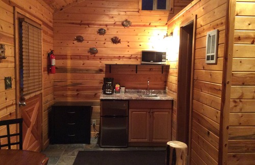 Thompson Falls Cabin | Bear Creek Resort, Upper Cabin Suite (double queen), Upper Cabin Suite (double queen)