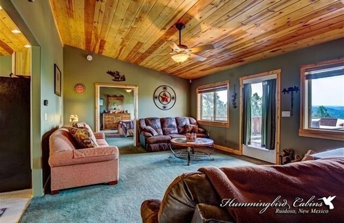 Ruidoso Cabin | Bear Crossing: 'Great Getaway location' With hot tub.