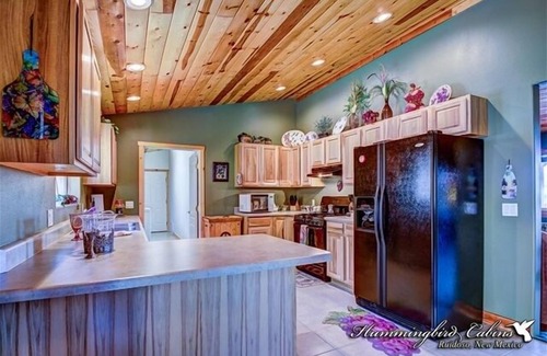 Ruidoso Cabin | Bear Crossing: 'Great Getaway location' With hot tub.