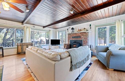 Oakhurst House | Bear Den