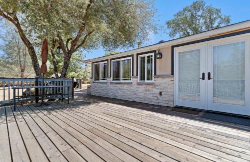 Oakhurst House | Bear Den