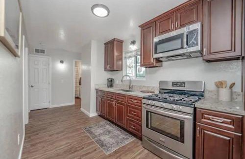 Sugarloaf House | Bear Forest Hideaway, 5 Bed's, Indoor Fireplace!