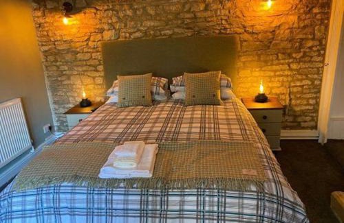 Stroud Bed & Breakfast | BEAR INN - BISLEY