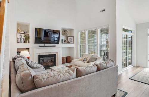 Ocean View House | Bear Trap - 206 October Glory