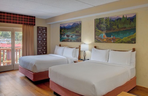 Gatlinburg Hotel | Bearskin Lodge on the River