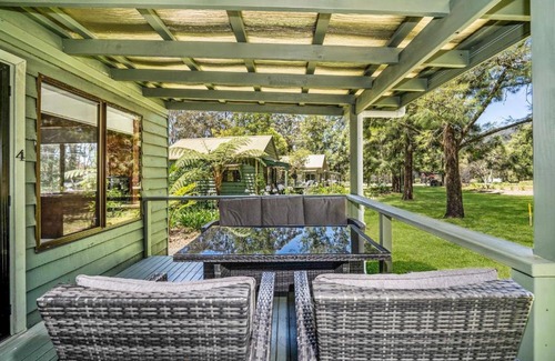 Kangaroo Valley House | Beau Cabin One Bedroom Cabin on Golf Course