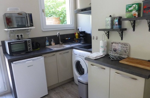 Croix de Pierre Apartment | Beau Furnished classified 3 * 3/4 Pers. + PARKING + WIFI + Garden