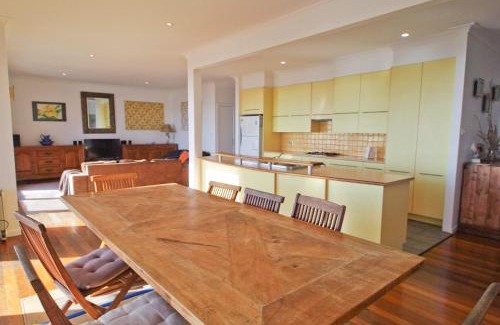 Crescent Head House | Beau Soleil, 28 East Street