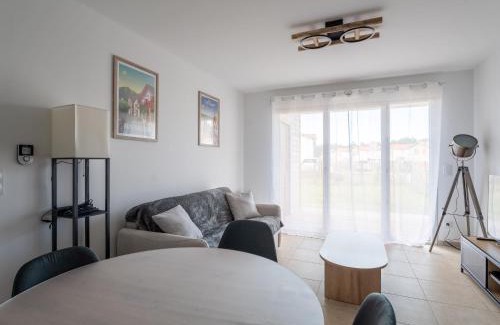 Mimizan Apartment | Beau T2 Neuf avec Jardinet, Parking et WIFI à Mimizan - FR-1-50-153