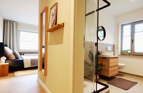 Bad Neustadt an der Saale Apartment | Beautiful apartment 1 in Bad Neustadt next to Rhön Klinikum Campus