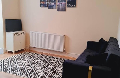 White Hart Lane Apartment | Beautiful 1-bed Apartment in North London