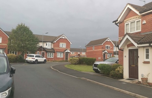 Failsworth House | Beautiful 1-bed House in Manchester