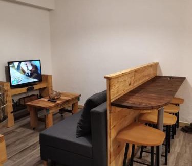 Hyeres City Centre House | Beautiful 1 bedroom with pool tennis and terrace - Dodo et Tartine