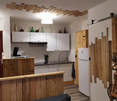 Hyeres City Centre House | Beautiful 1 bedroom with pool tennis and terrace - Dodo et Tartine