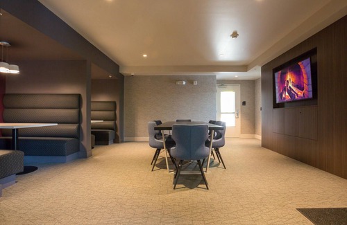 Downtown Apartment | Beautiful 1BR in Redmond w/ Gym 1mi to Dtwn