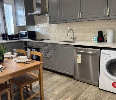 Cricklewood Apartment | Beautiful 2 Bed Apartment Cricklewood