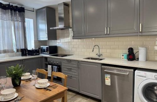 Cricklewood Apartment | Beautiful 2 Bed Apartment Cricklewood