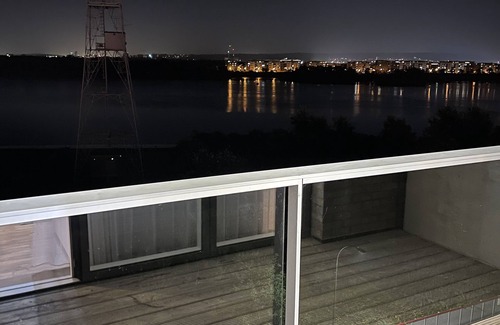 Newham Apartment | Beautiful 2-bed Apartment in London