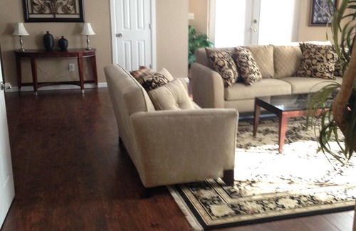 Aurora Condo | Beautiful 2 Bedroom Luxury Loft in the heart of Aurora