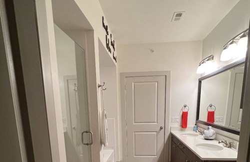 Rockville Apartment | Beautiful 2-Bedroom unit