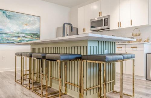 Old Fourth Ward Apartment | Beautiful 2B2B Condo with Free Street Parking 525Pkwy101