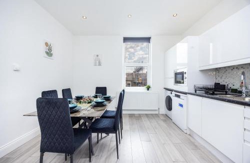 Shepherd's Bush Apartment | Beautiful 3-Bed Apartment in Shepherd's Bush