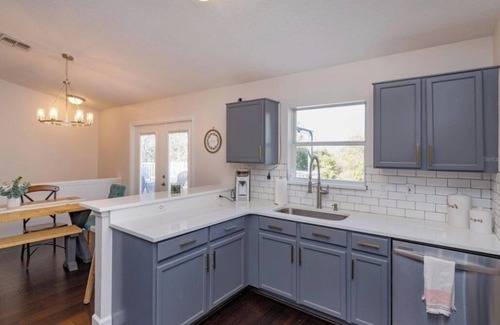 Minneola House | Beautiful 3 bedroom home with non heated Pool
