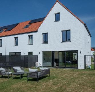 Astene Apartment | Beautiful 3-Bedroom Home with Garden & Parking