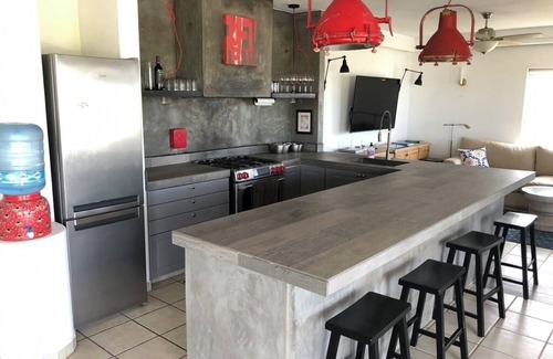 El Sargento House | Beautiful 3 bedroom 2 bath pool home with pizza oven and fire pit