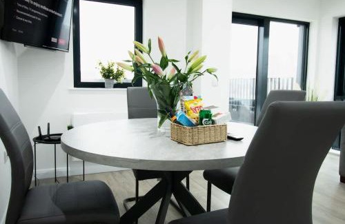Ormeau Apartment | Beautiful 3Bed Flat in Belfast City Centre