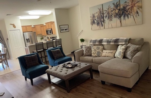 Tuscan Hills House | ★Beautiful 3BR 2.5 bath home near Disney★