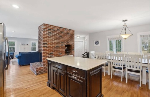 Kennebunk House | Beautiful 4 BR, Close to Everything! Walk to Gooch's Beach and Dock Square!